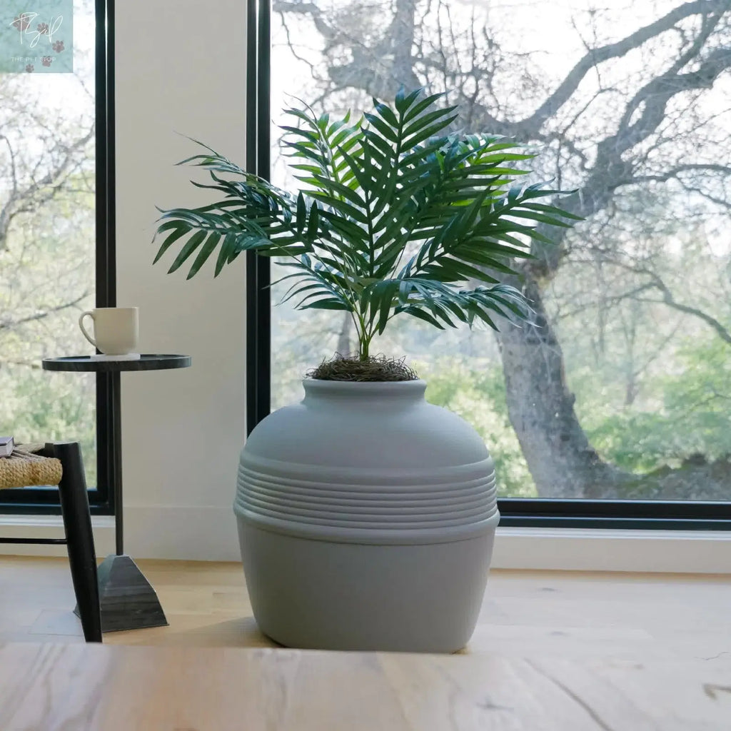 Discreet Litter Box Planter with Hooded Design and Artificial Plant for Pets Does not apply